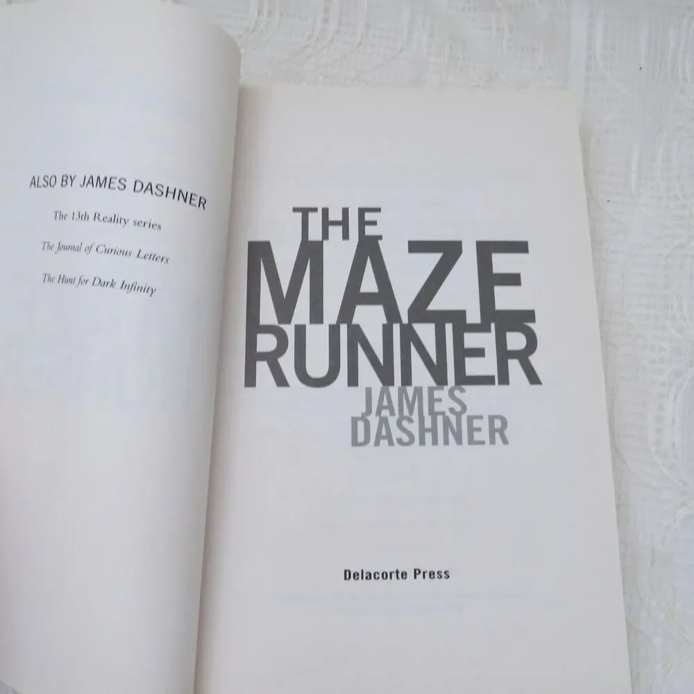 Maze Runner First Trade Paperback Book James Dashner Dystopian Science Fiction